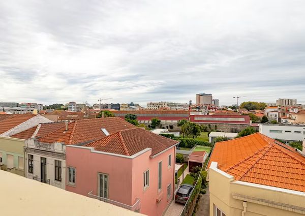 Mieszkanie na wynajem - 180 m² - 1 pokój Porto Porto