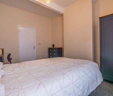 3 bedroom house share to rent - Photo 4