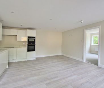 A modern one-bedroom, first floor apartment on Cherry Hinton Road w... - Photo 4