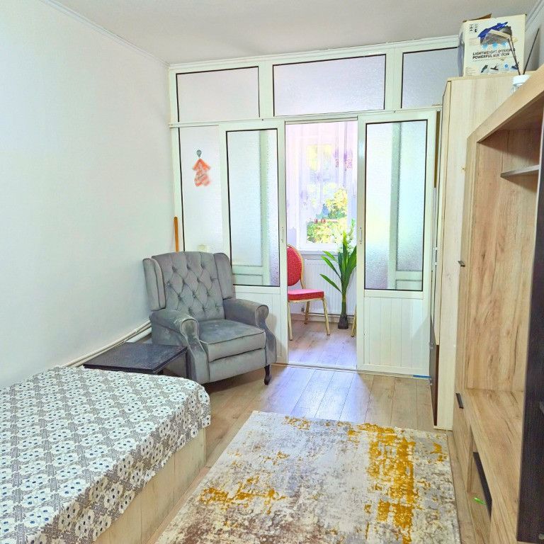 GARSONIERA DE INCHIRIAT - TRAIAN, ETAJUL 1 - Fotografie 1