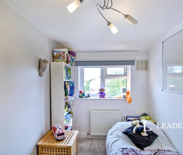 3 bedroom terraced house to rent - Photo 2