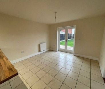 Station Rd, Sutton On Trent, Notts, NG23 - Photo 2