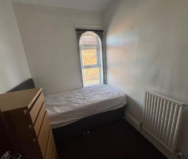 4 bedroom house to rent - Photo 5