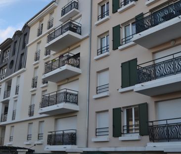 location Appartement T4 DE 78.8m² À FRANCONVILLE - Photo 2