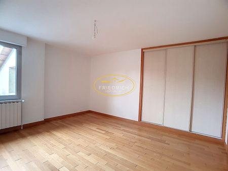 Location Appartement 4 pièces 144m² BAR LE DUC 55000 - Photo 3
