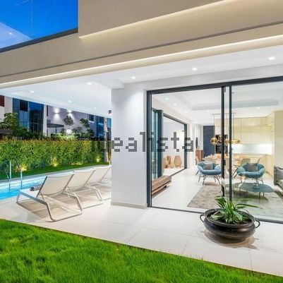 Alquiler de casa o chalet independiente en Calle del Carmen, 6 - Photo 1