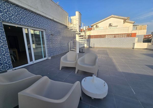 2 bedroom flat with terrace in Praia da Barra!