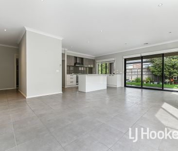 Four Bedroom Home! - Photo 1