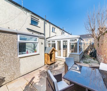 5 bedroom terraced house to rent - Photo 3