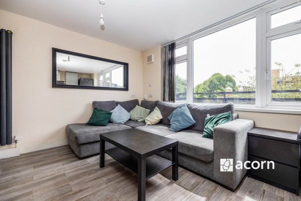 New Place Square, London, SE16 - Photo 1