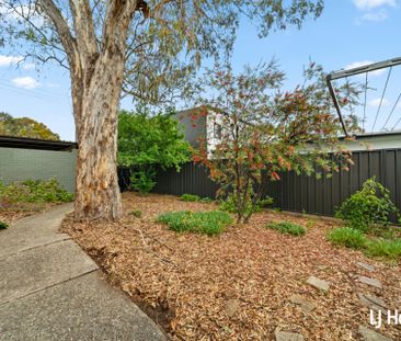 86B Belconnen Way, Page ACT - Photo 1