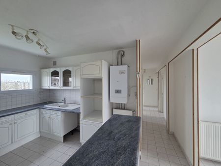 Location Appartement 4 pièces 75m² LIBOURNE 33500 - Photo 4