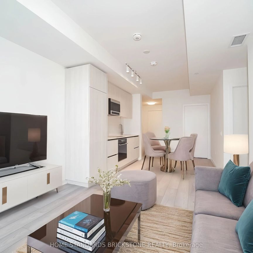 110 Broadway Avenue N #2302S - Photo 1