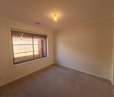 IMMACULATE FAMILY LIVING - Photo 3