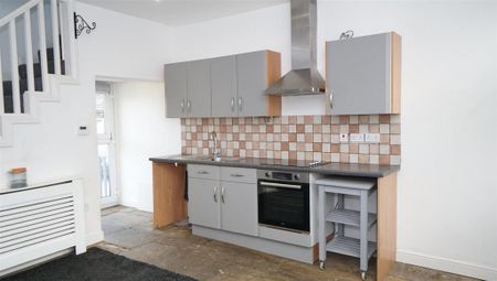 2 bedroom terraced house to rent - Photo 5