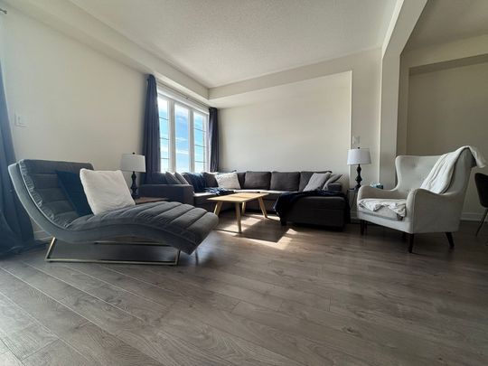 For Lease - 115 Vanier Street, Whitby, Ontario - Photo 1