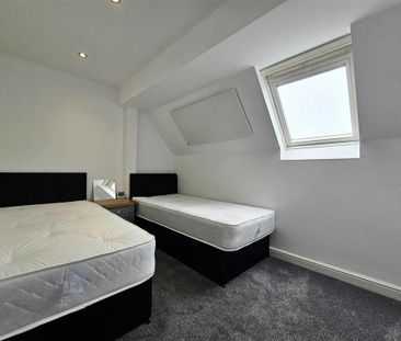 2 bedroom apartment to rent - Photo 6