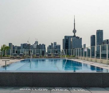 88 Bathurst Street condo — Toronto, ON (3-Bedroom) - 3 Bedroom - Photo 2
