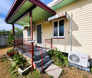 2 BAY POWERED SHED, 2 Bedroom Cottage, Fantastic Beach Location - Photo 4