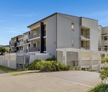 ✨ Modern 3-Bedroom Apartment with Pool & Prime Location! ✨ - Photo 5