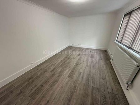 Cyncoed Crescent, Cyncoed, CF23 - Photo 4