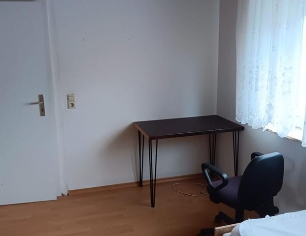 Wohngemeinschafts- Zimmer in 3er Männer- WG - Foto 1