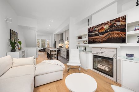 For Lease - 1011 Dundas Street, Toronto, Ontario - Photo 3