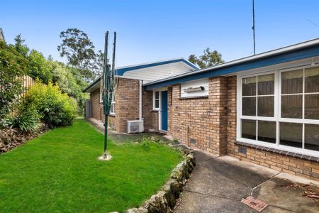 12 Mansfield Avenue, Mount Clear - Photo 2