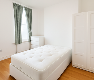 4 bedroom apartment to rent - Photo 4