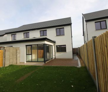 The Avenue, Heathfield Estate, Ballincolli - Photo 1