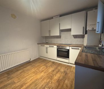 Wain Close, Eastfield, Scarborough - Photo 5