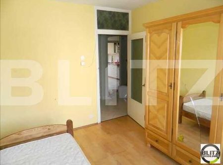4 camere pe strada Oltului 90 mp + 2 balcoane - Photo 2