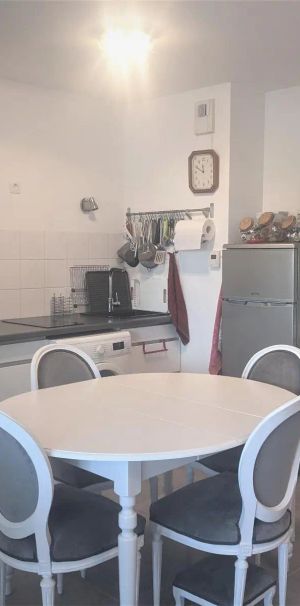 Appartement à louer 2 pièces 44m² - Photo 2