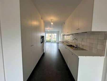 Ruim duplex-appartement met 3 slaapkamers en tuin te Werken - Foto 2