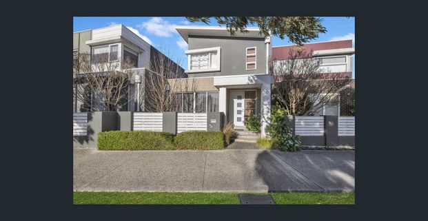 Townhouse for Rent – 96 Henry Road Pakenham - Photo 1