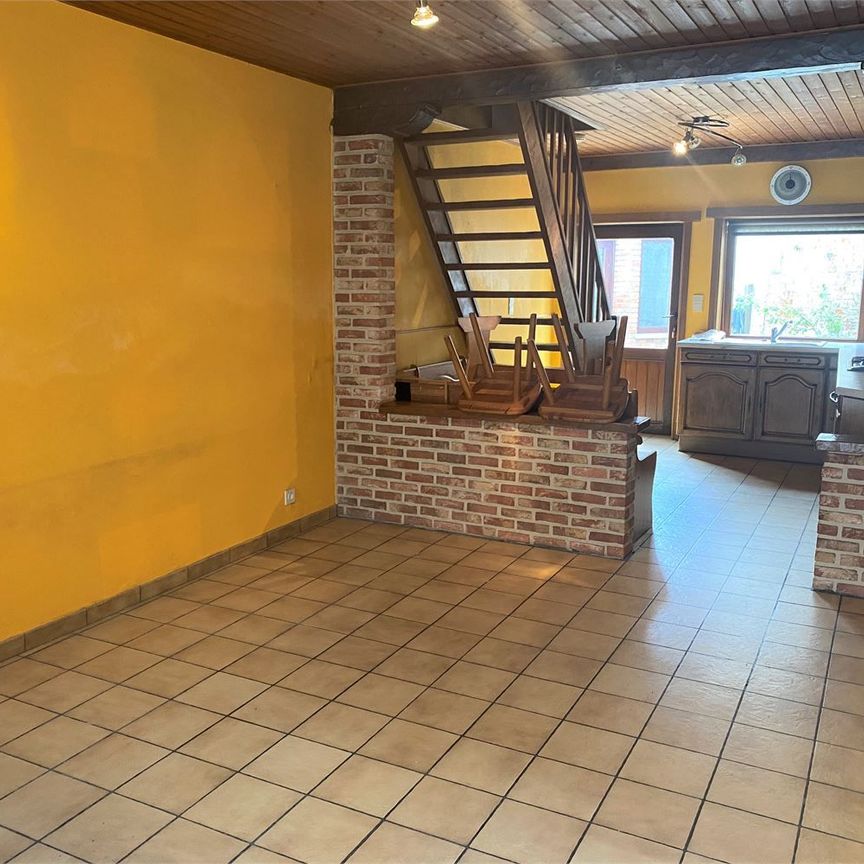 Woning met 3 slaapkamers en koer/ terras - Photo 1