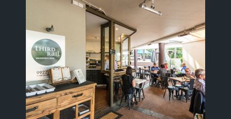 Light-Filled Apartment in Premium Lifestyle Location - Photo 5