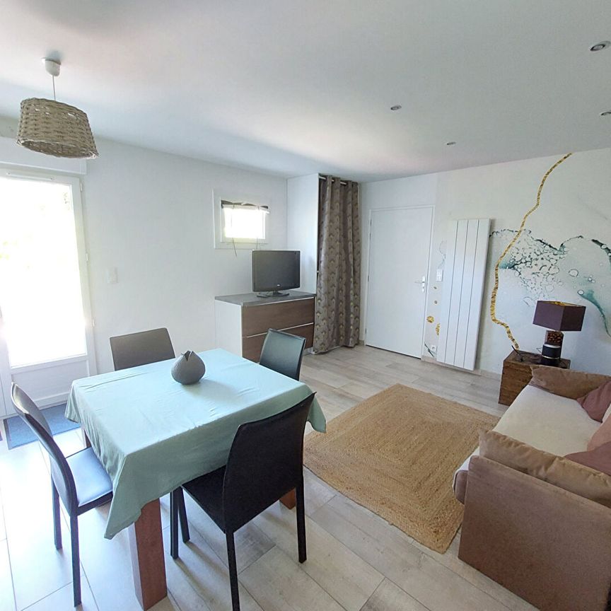 Location Appartement 1 pièce 30m² - Photo 1