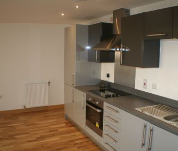 1 bedroom apartment to rent - Photo 2