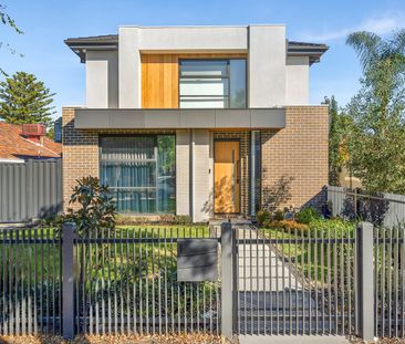 1/3 Alexander Street, Avondale Heights VIC 3034 - Photo 5