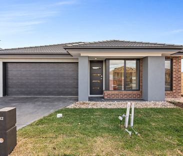 12 Nia Road, Tarneit VIC 3029 - House For Rent | Domain - Photo 6