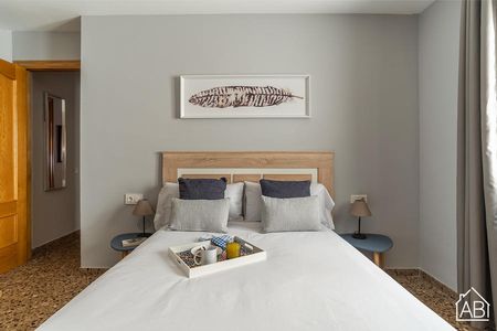 Homely 3-Bedroom Apartment in Barcelona - Photo 4