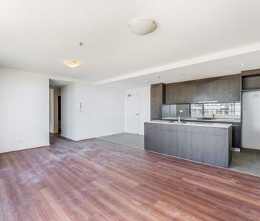 Modern 3 Bedroom Apartment with City Views in the Heart of Liverpool - Photo 2