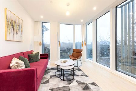 A modern fourth floor apartment featuring two bedrooms and two bathrooms, located close to King's Cross. - Photo 3