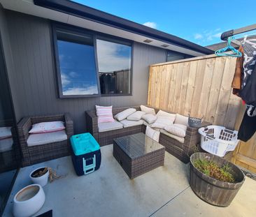 Near New on Nursery - Papamoa - Photo 1