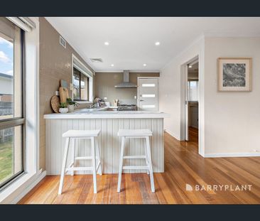 19 Karadoc Street, Dromana, Vic 3936 - Photo 2