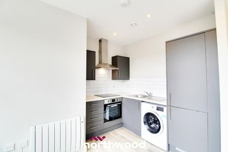 Studio to rent - Photo 5