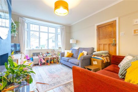 3 bedroom semi-detached house to rent - Photo 5