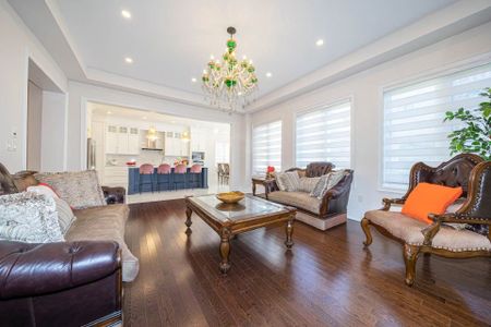 For Lease - 3209 Buttonbush Trail, Oakville, Ontario - Photo 2