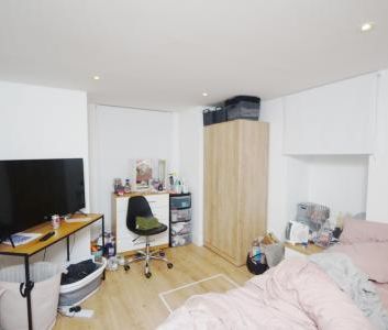HouseShare Aubrey Road, Fallowfield, Manchester, M14 - Photo 2